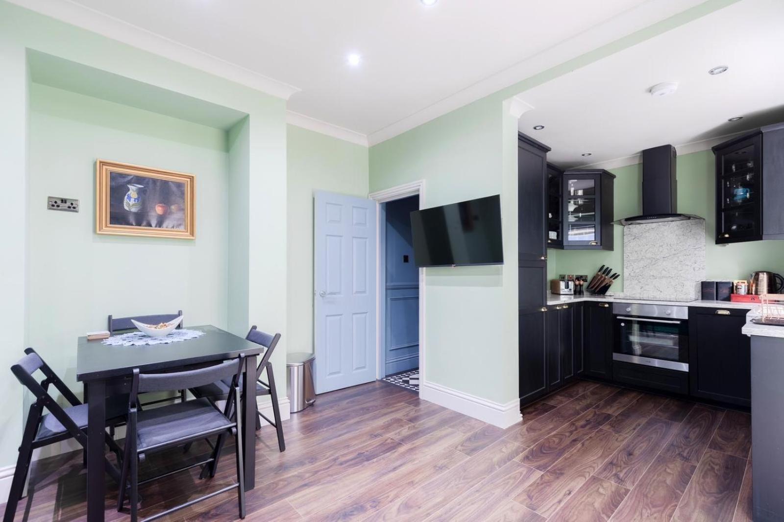 Stylish 2 Bedrooms Flat Sleeps 6 & Garden London Zone 2 Cls Central Екстериор снимка