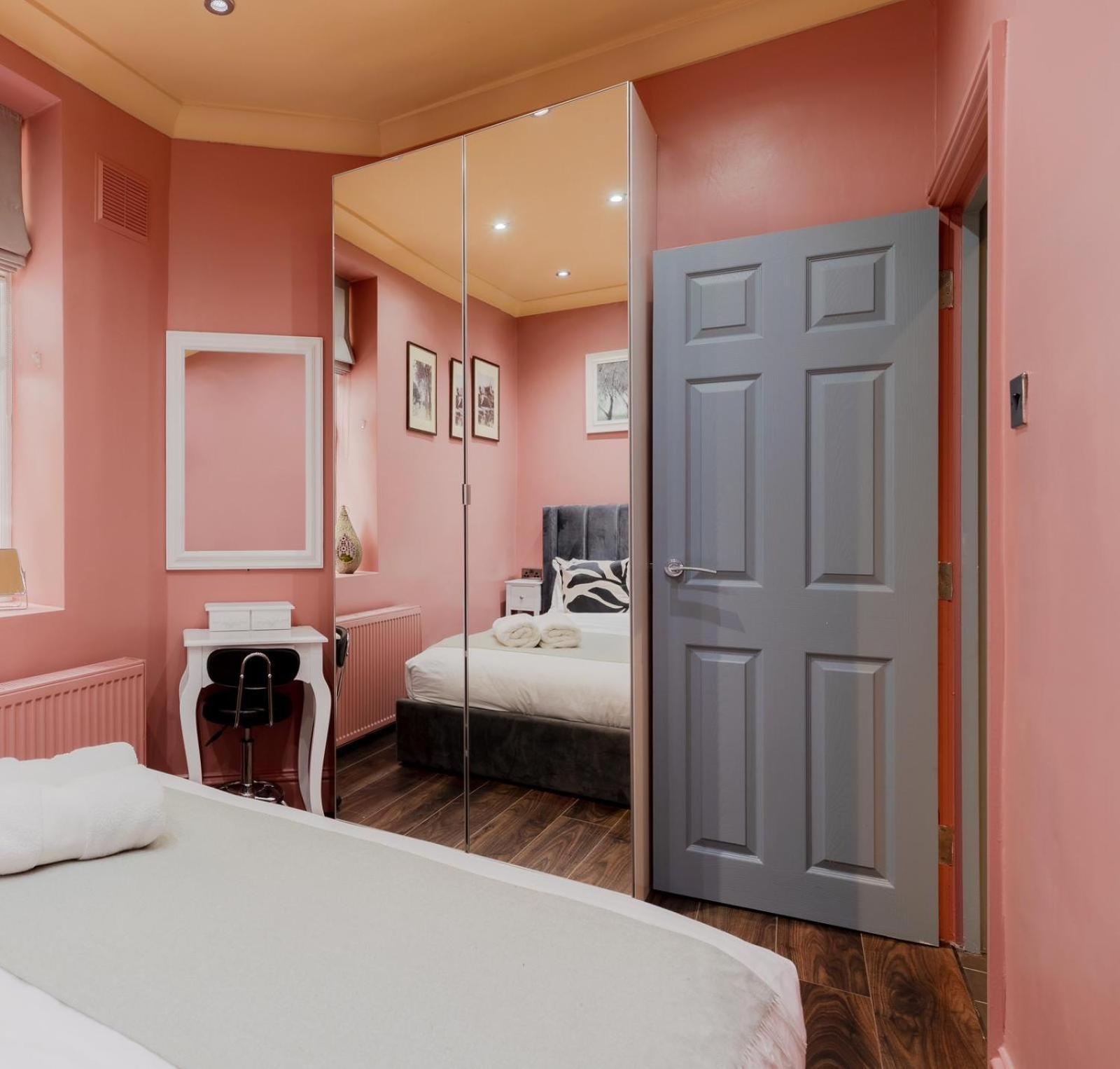 Stylish 2 Bedrooms Flat Sleeps 6 & Garden London Zone 2 Cls Central Екстериор снимка