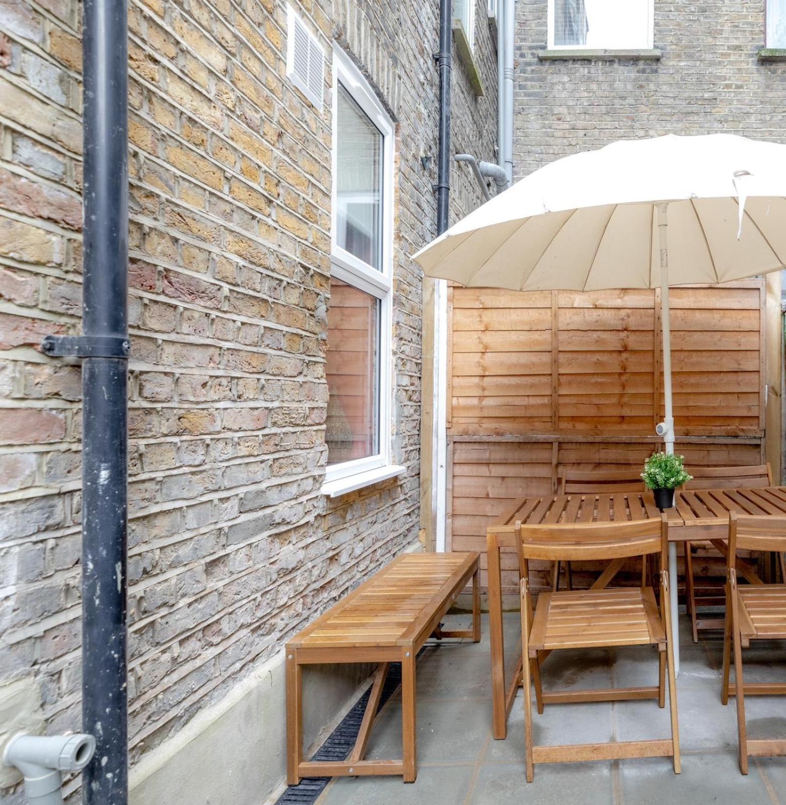 Stylish 2 Bedrooms Flat Sleeps 6 & Garden London Zone 2 Cls Central Екстериор снимка