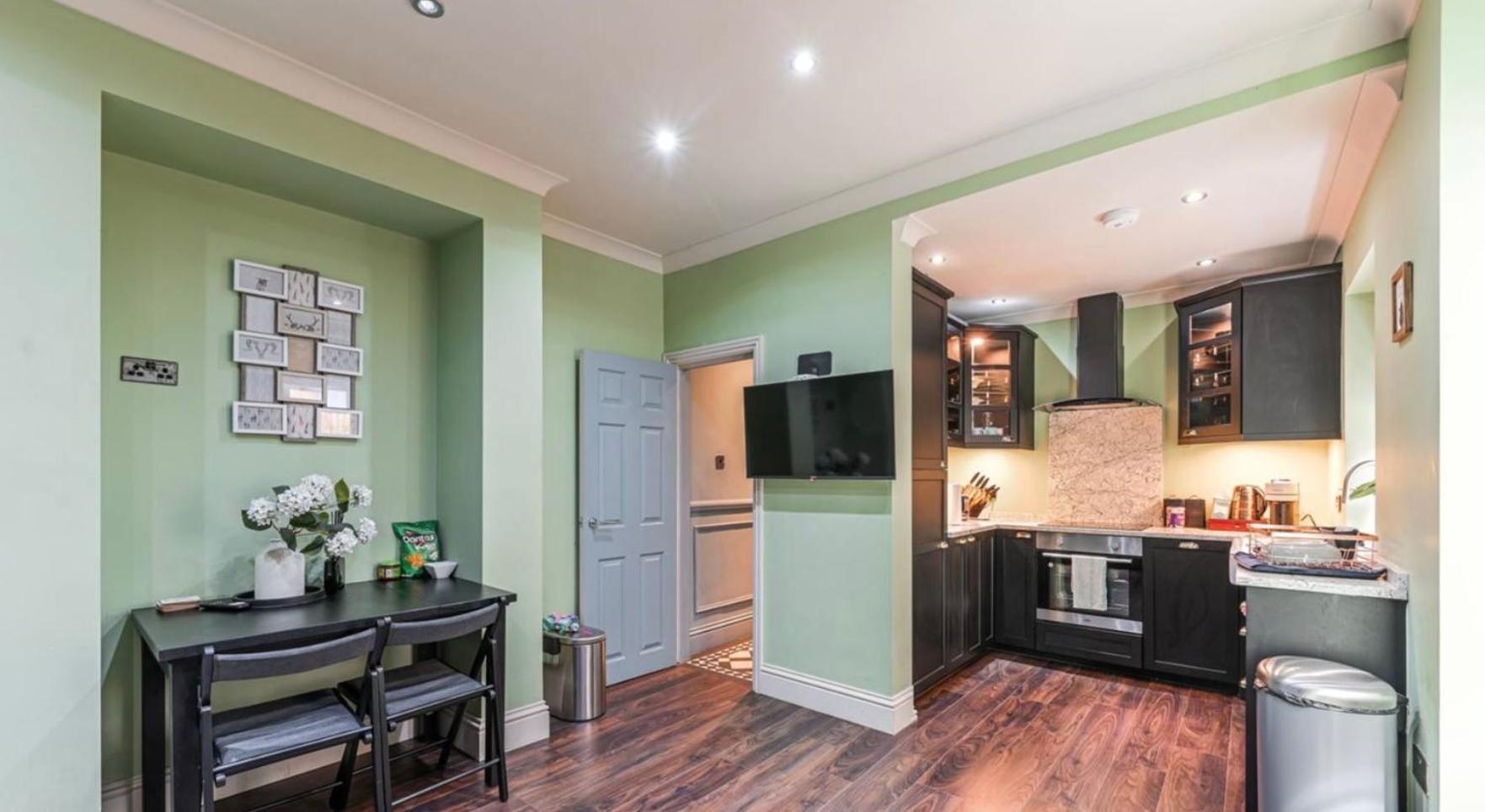 Stylish 2 Bedrooms Flat Sleeps 6 & Garden London Zone 2 Cls Central Екстериор снимка